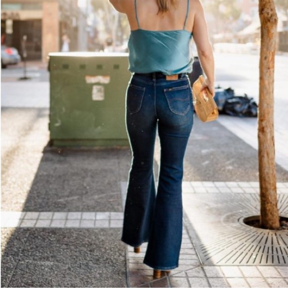 Lee Flare High Rise size 27 or 28 denim bell bottoms